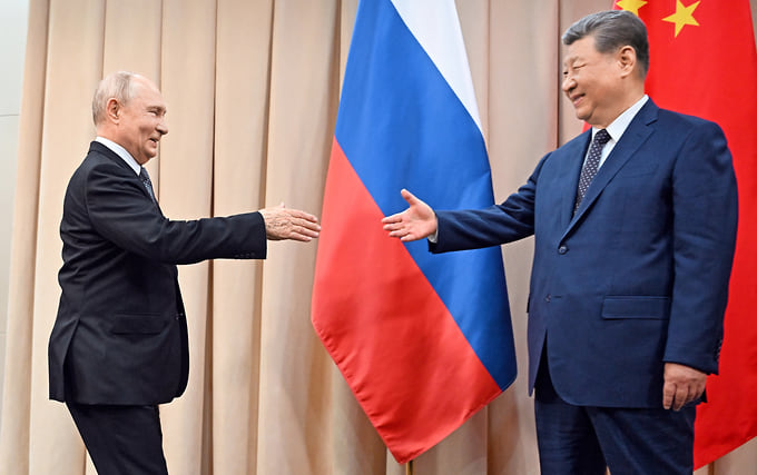 Владимир Путин поприветствовал Си Цзиньпина китайской фразой «Ни хао» и услышал то же самое в ответ