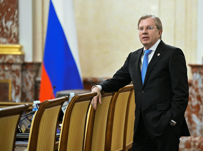 Заместитель председателя правительства Виталий Савельев