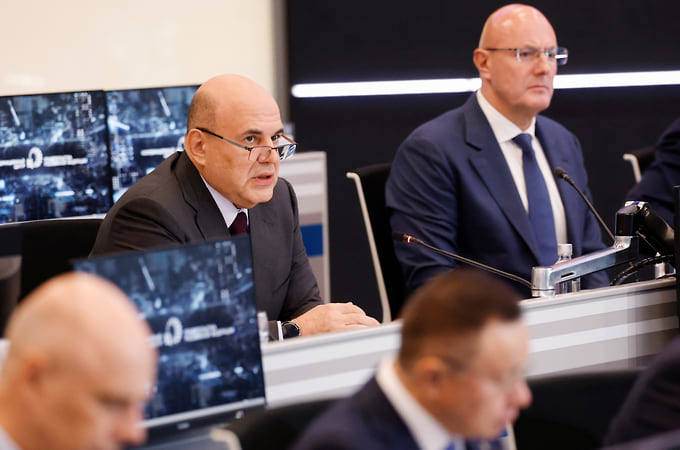 Правительство во главе с Михаилом Мишустиным (на фото — слева) оценило эффективность усилий по улучшению делового климата в РФ