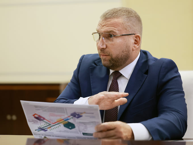 Серый импорт выглянул из тени