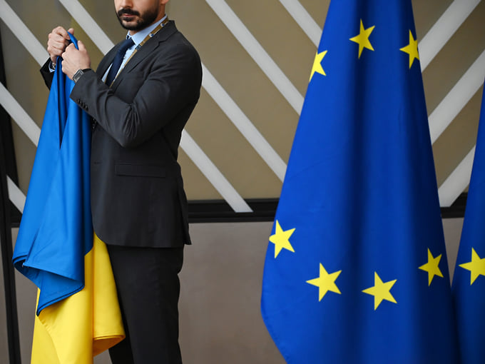Украина превысила смету