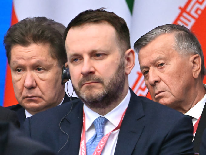 Алексей Миллер, Максим Орешкин и Виктор Зубков обеспечивают тылы