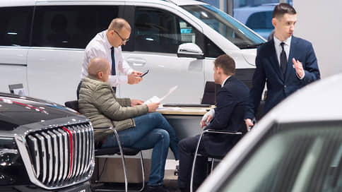 Автокредиты не въезжают // Банк России решил бороться с закредитованностью автовладельцев
