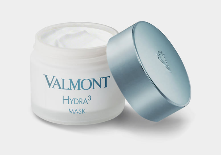 Valmont, увлажняющая маска Hydra3 с эффектом разглаживания и обновления кожи. В составе: гиалуроновая кислота, липосомальный РНК, ферментированный экстракт горечавки 
