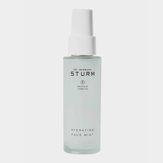 Dr.Barbara Sturm, спрей для лица Hyaluronic Face Mist. В Составе: гиалуроновая кислота, экстракт портулака, экстракт лимона, алоэ вера, экстракт брокколи, опунция, пантенол, аллантоин