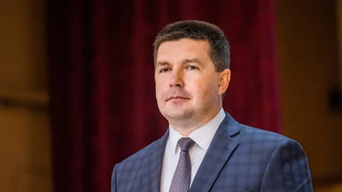 Липецкие депутаты согласовали отставку мэра Романа Ченцова