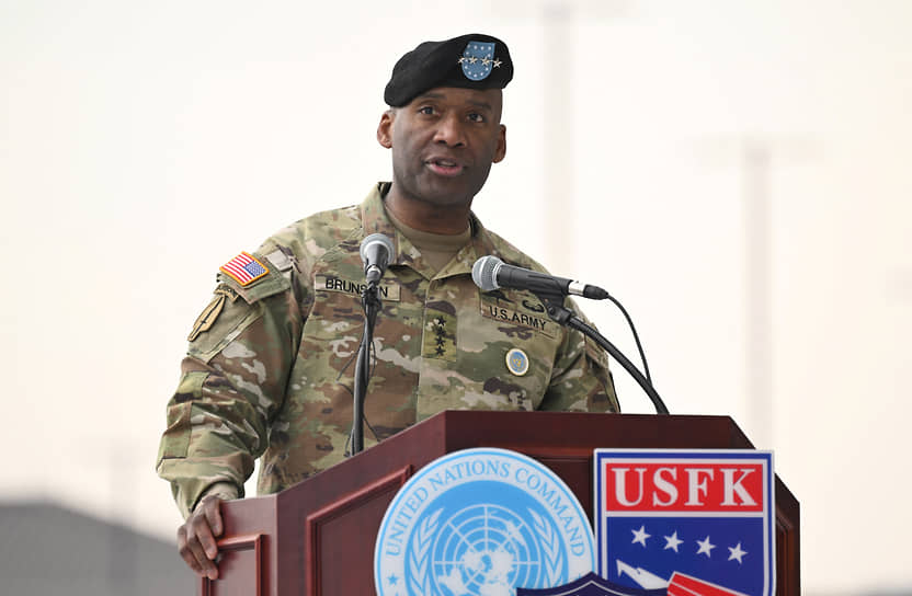 Командующий Вооруженными силами США в Корее (USFK) Ксавье Брансон