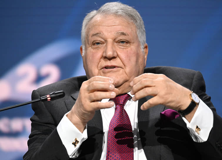 Михаил Ковальчук 