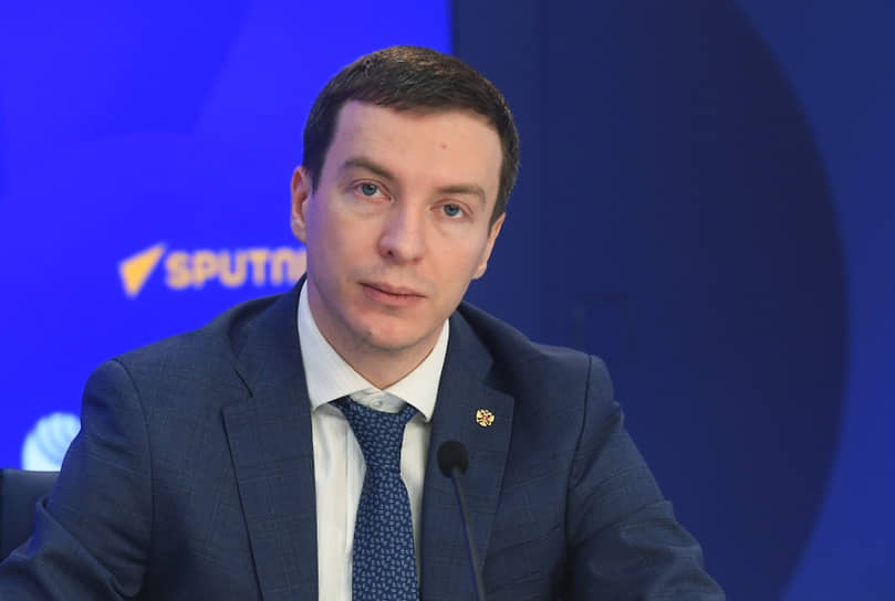 Иван Мельников