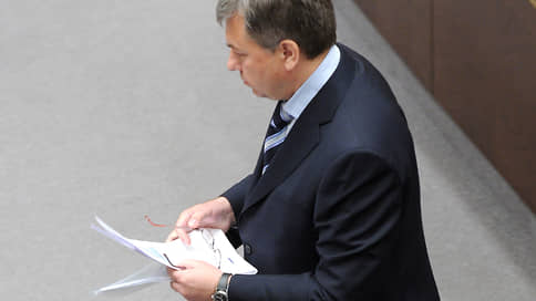 Экс-главе Росалкогольрегулирования Чуяну дали 12 лет заочно за растрату