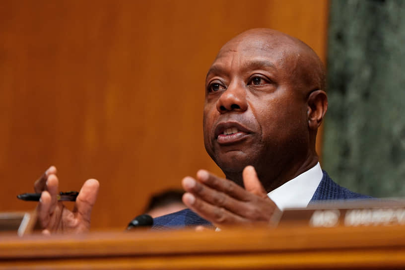 Сенаторы США призвали ограничить доступ китайских компаний к биржам США