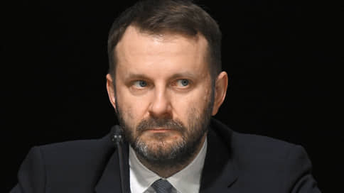 Орешкин спрогнозировал скорое исчезновение традиционных банков