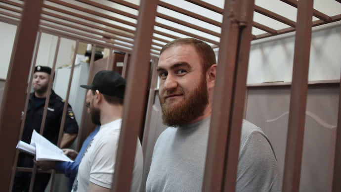 Бывший сенатор Арашуков подал иск на «Черный дельфин» за невыдачу продуктов