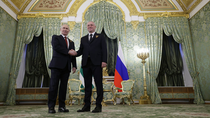 Путин встретился в Кремле с президентом Абхазии