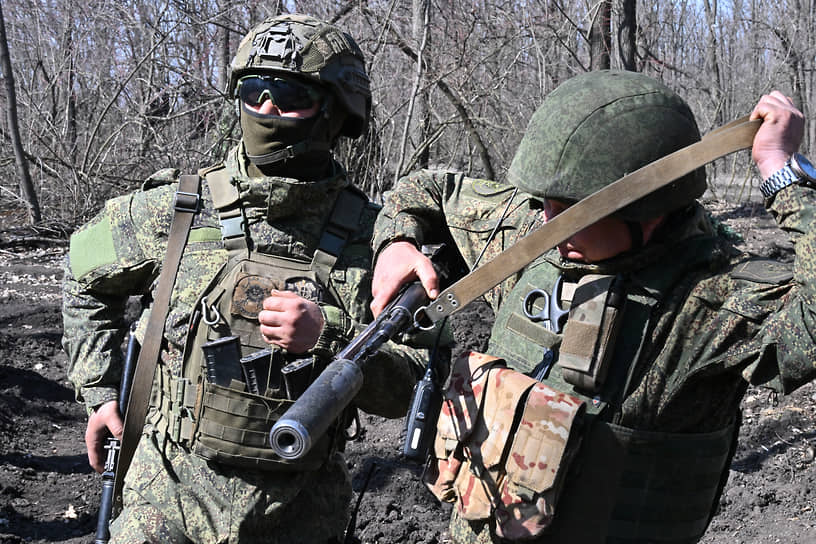 Российские военнослужащие в зоне СВО