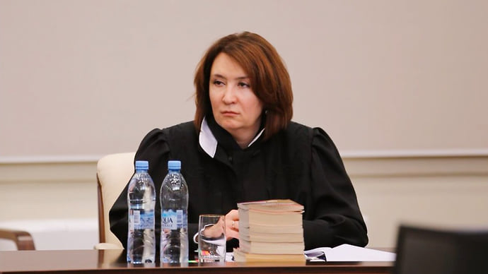 Генпрокуратура заявила о связи экс-судьи Хахалевой с криминальным авторитетом Бухникашвили