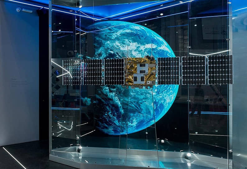 Низкоорбитальный спутник миссии «Рассвет-1» 