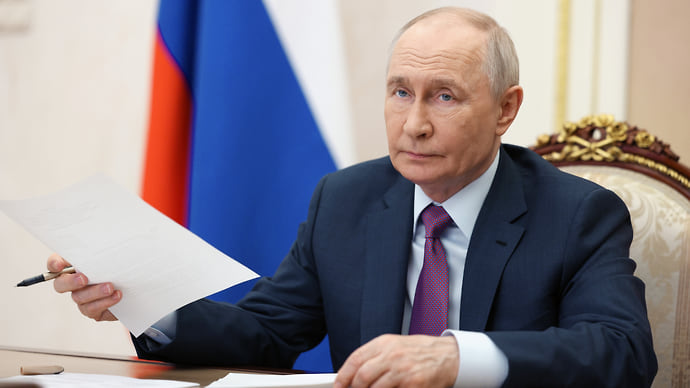 Путин подписал закон о штрафах за авторизацию через зарубежные сервисы