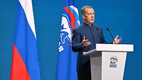 Медведев предупредил о тяжелых последствиях для простых граждан Армении при разрыве связей с Россией