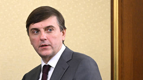 Кравцов поддержал включение произведений о СВО в школьную программу