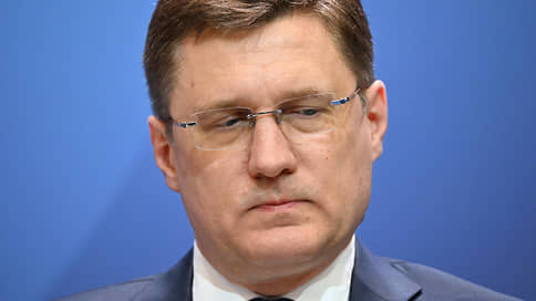 Новак заявил о планах приоритетных поставок топлива для крупных торговых сетей в РФ
