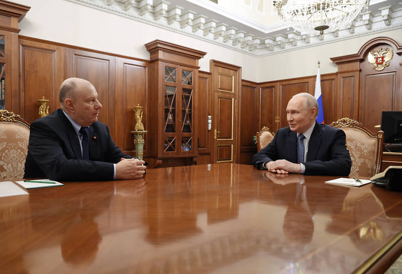 Глава «Норникеля» Владимир Потанин и президент России Владимир Путин