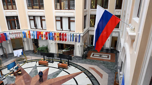 ЦИК заверил список КПРФ на выборах в Госдуму