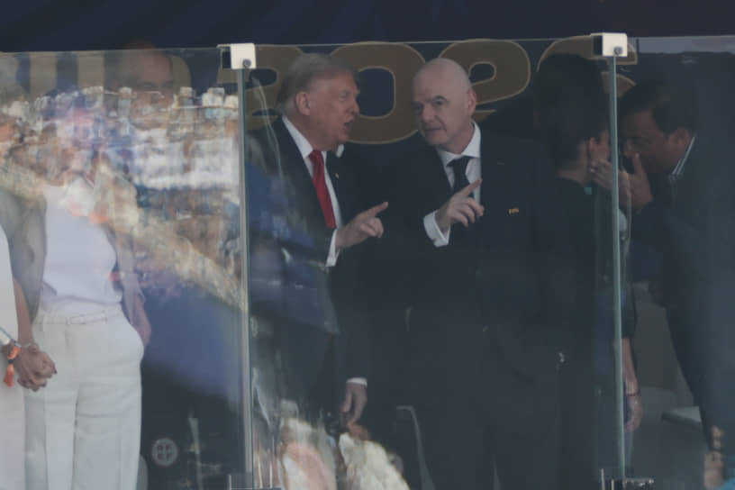 Президент США Дональд Трамп (слева) и глава FIFA Джанни Инфантино