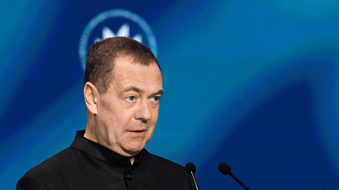 Дмитрий Медведев вновь возглавил совет директоров «Ростелекома»