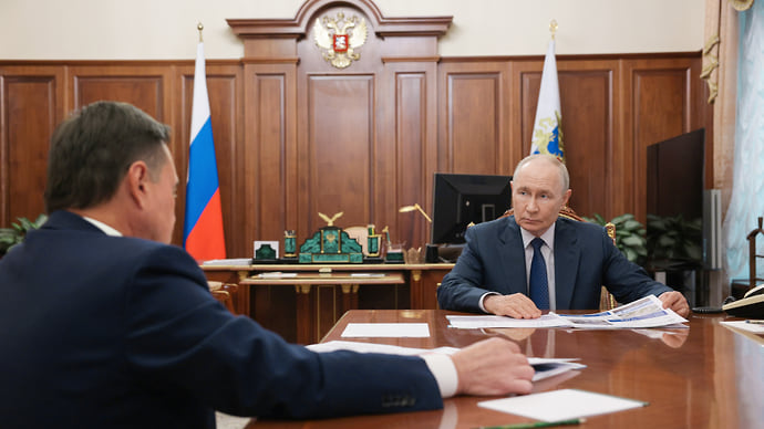 Путин указал Воробьеву на задолженность Подмосковья по ЖКХ