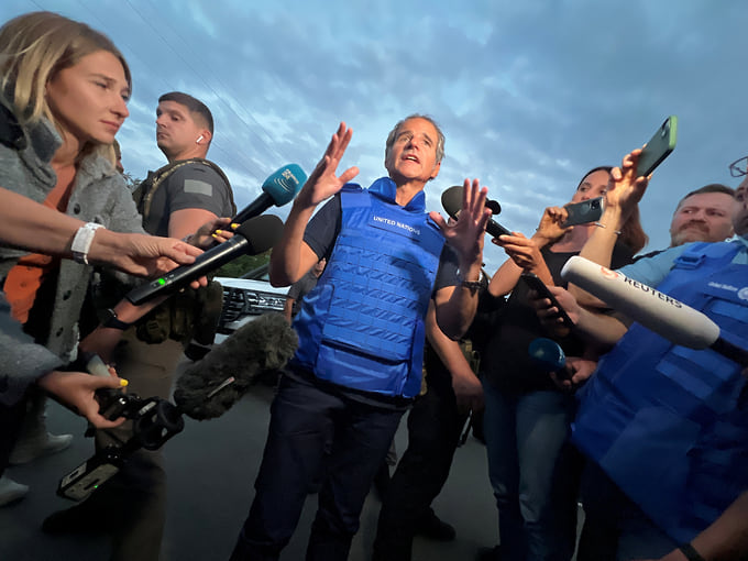 Лихачев пообещал обеспечить безопасность Гросси на ЗАЭС