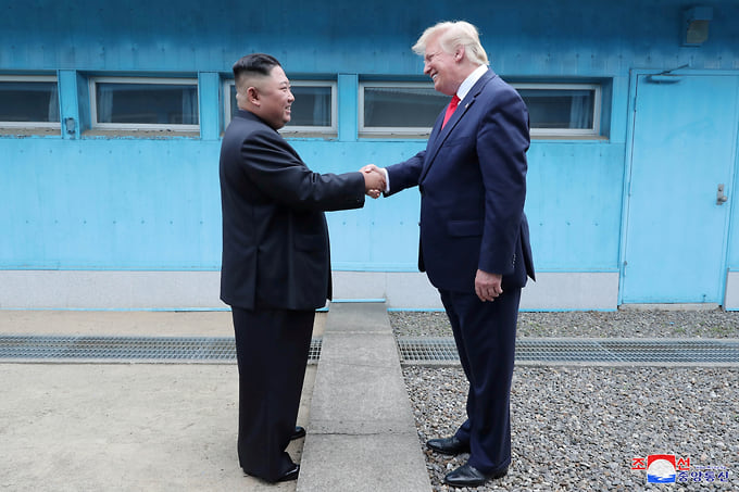 Ким Чен Ын и Дональд Трамп