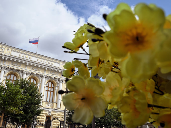 ЦБ предложил вдвое увеличить лимит для займов в МФО и ломбардах