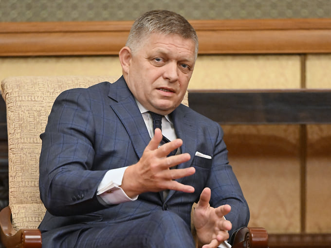 Премьер Словакии Фицо прокомментировал вопрос журналиста FAZ об убийстве русских