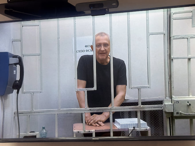 СКР прекратил уголовное дело бизнесмена Трабера об убийстве депутата Петрова