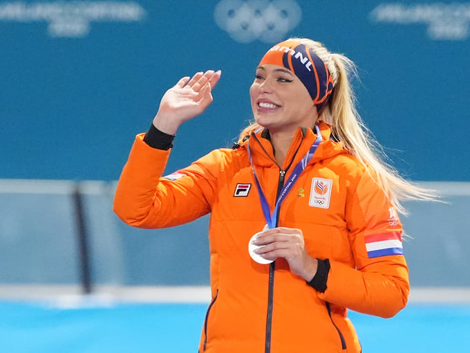 Олимпийская чемпионка по конькобежному спорту Ютта Лердам приостановила карьеру