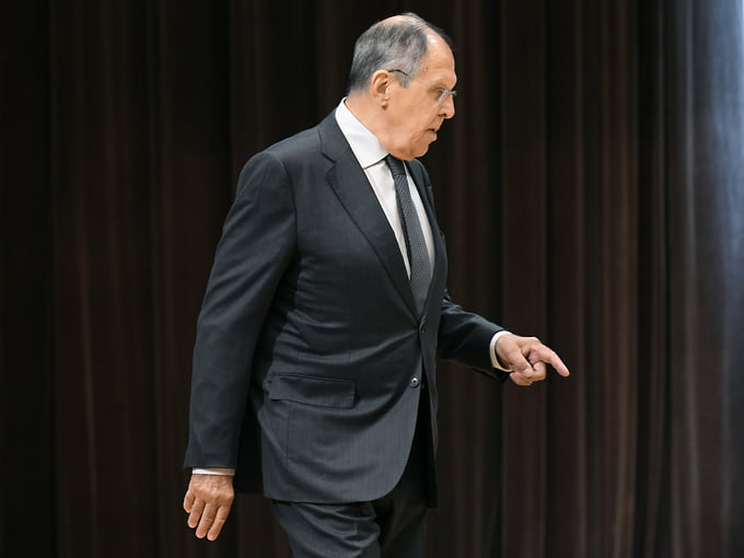 Лавров прилетел в Нью-Йорк