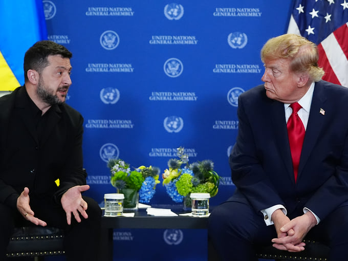 Bloomberg: Трамп призвал Зеленского встретиться с Путиным в Москве