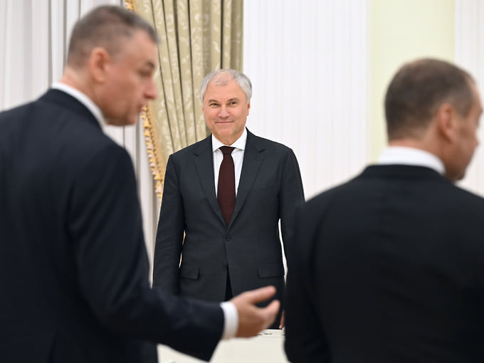 Путин поддержал кандидатуру Володина на пост председателя Госдумы