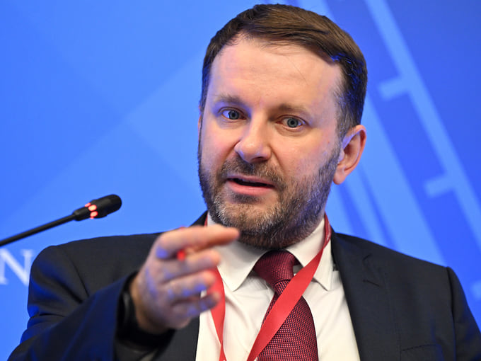 Орешкин заявил об абсолютной устойчивости экономики России