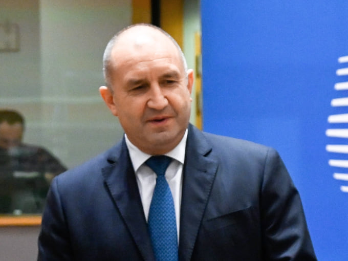 Премьер Болгарии: у Софии нет доказательств причастности Москвы к атакам БПЛА в море