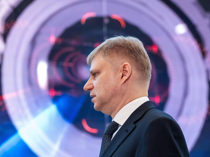 Пашинян анонсировал визит главы РЖД в Армению