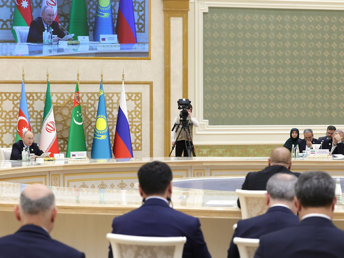 Путин, Алиев и Пезешкиан встретились после Каспийского саммита в Туркменистане