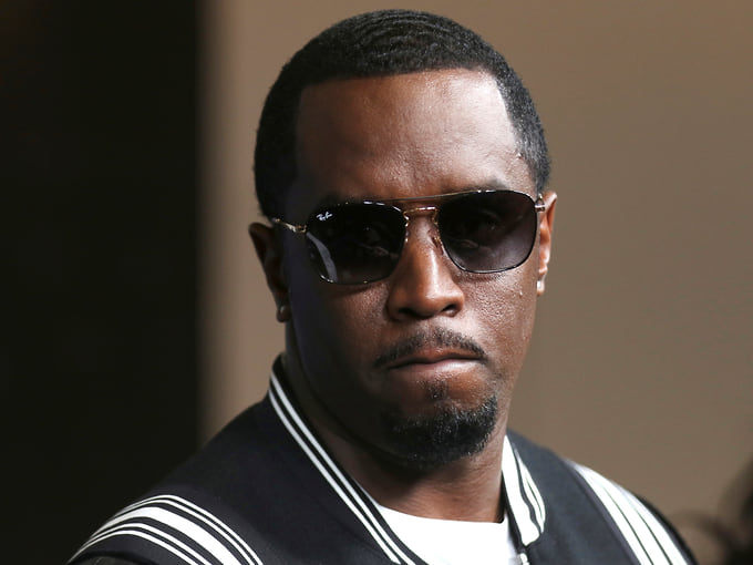 Рэпера P. Diddy вывезли из тюрьмы с травмой головы