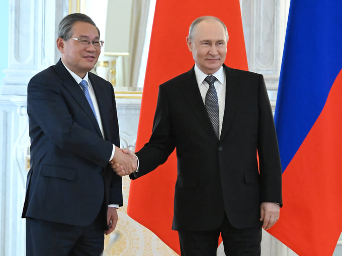 Ли Цян и Владимир Путин 