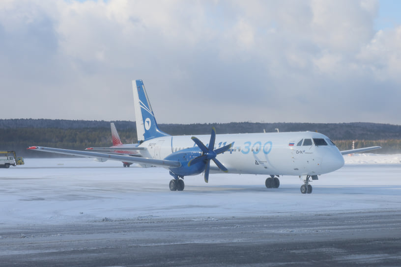 Самолет Ил-114-300