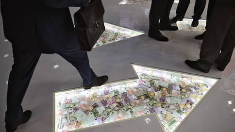 Зарубежные СМИ: Почему частные фонды запрещают инвесторам вывод средств? // 13 марта, пятница