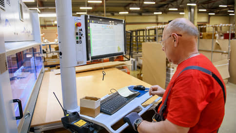 Возраст перестает быть помехой // Каких соискателей и почему ищут работодатели