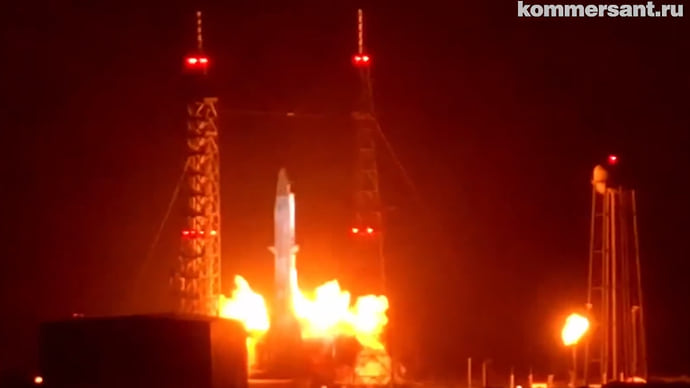 Зарубежные СМИ: Отстанет ли Blue Origin от SpaceX в космической гонке?