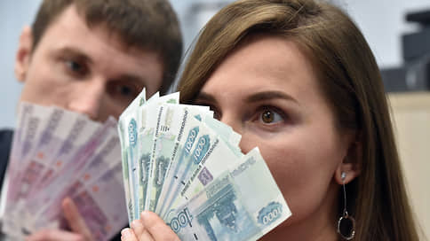 Рынок уравнивает зарплатный рейтинг // Почему лояльность команды не конвертируется в рост доходов